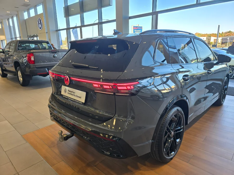 Used 2026 Volkswagen Tiguan 1.4TSI R-Line - VW Melrose Arch Pre-owned Used 2026 Volkswagen Tiguan 1.4TSI R-Line - VW Melrose Arch Pre-owned