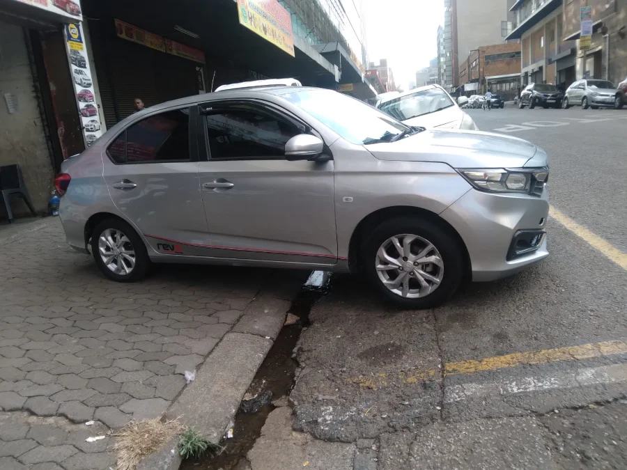 Used 2020 Honda Amaze 1.2 Comfort manual - Carmart Auto Dealer Used 2020 Honda Amaze 1.2 Comfort manual - Carmart Auto Dealer