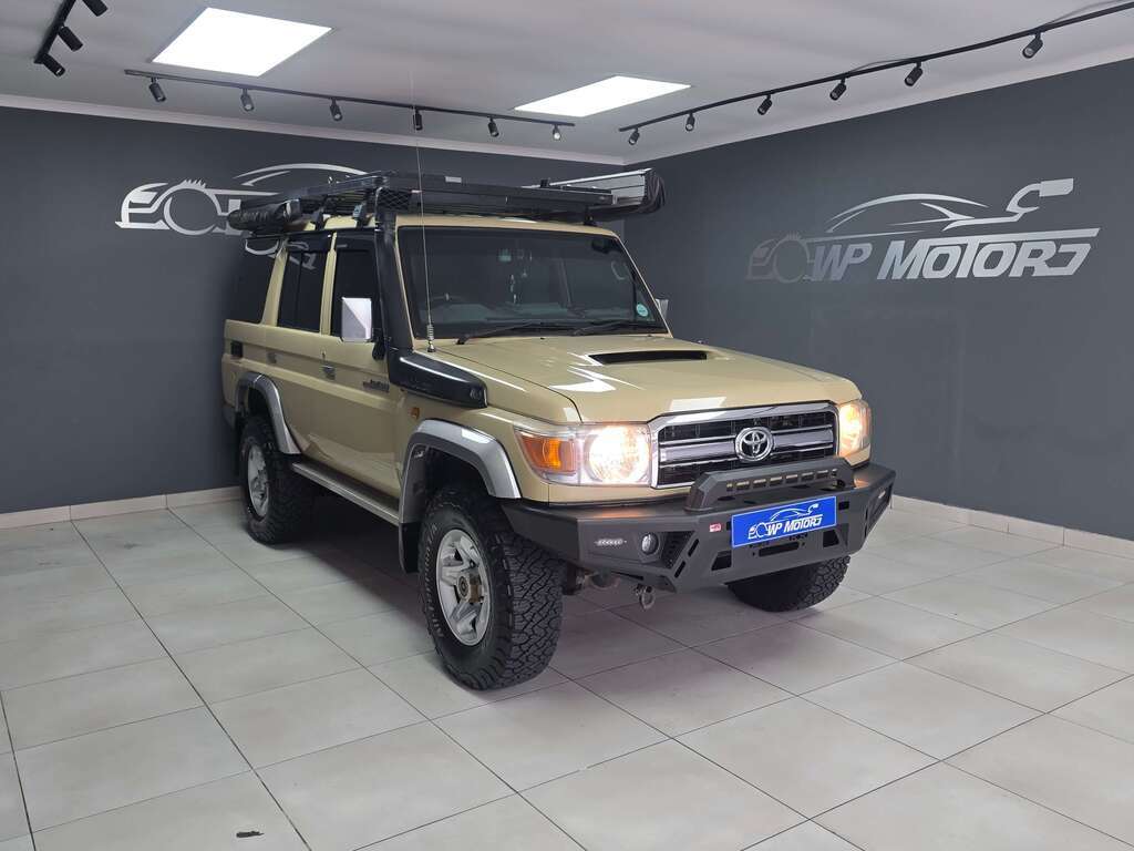 Used 2015 Toyota Land Cruiser 76 4.5D-4D V8 station wagon LX