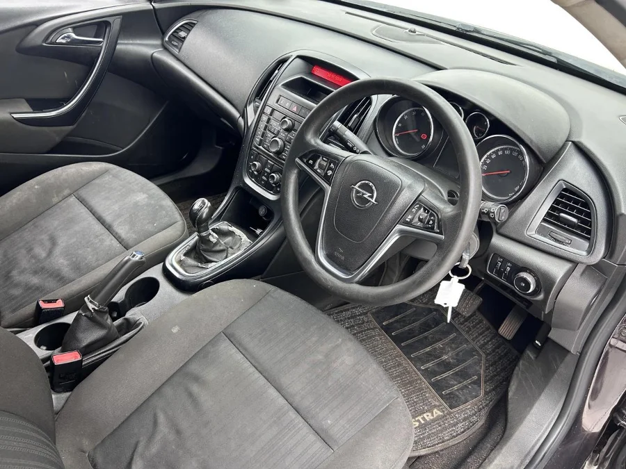 Used 2013 Opel Astra hatch 1.4 Turbo Enjoy - EBK Auto Used 2013 Opel Astra hatch 1.4 Turbo Enjoy - EBK Auto