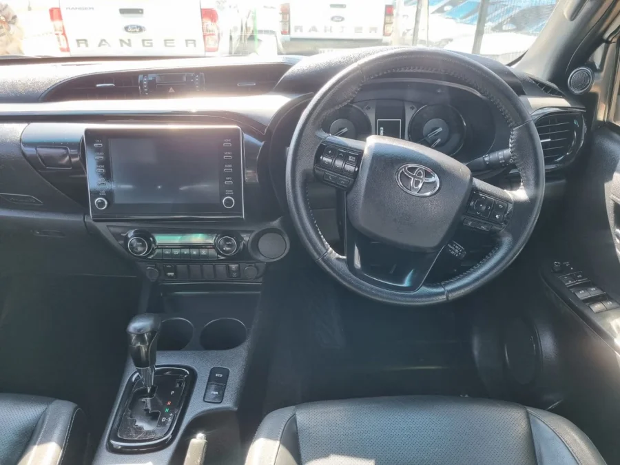 Used 2018 Toyota Hilux 2.8GD-6 double cab Raider auto - Private Seller Used 2018 Toyota Hilux 2.8GD-6 double cab Raider auto - Private Seller