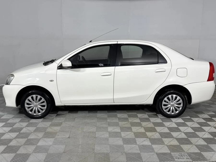 Used 2013 Toyota Etios sedan 1.5 Sprint - WeBuyCars Silverlakes Used 2013 Toyota Etios sedan 1.5 Sprint - WeBuyCars Silverlakes