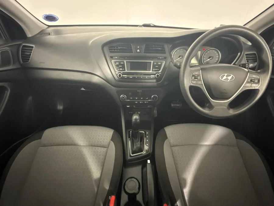 Used 2015 Hyundai i20 1.4 Fluid auto - WeBuyCars Richmond