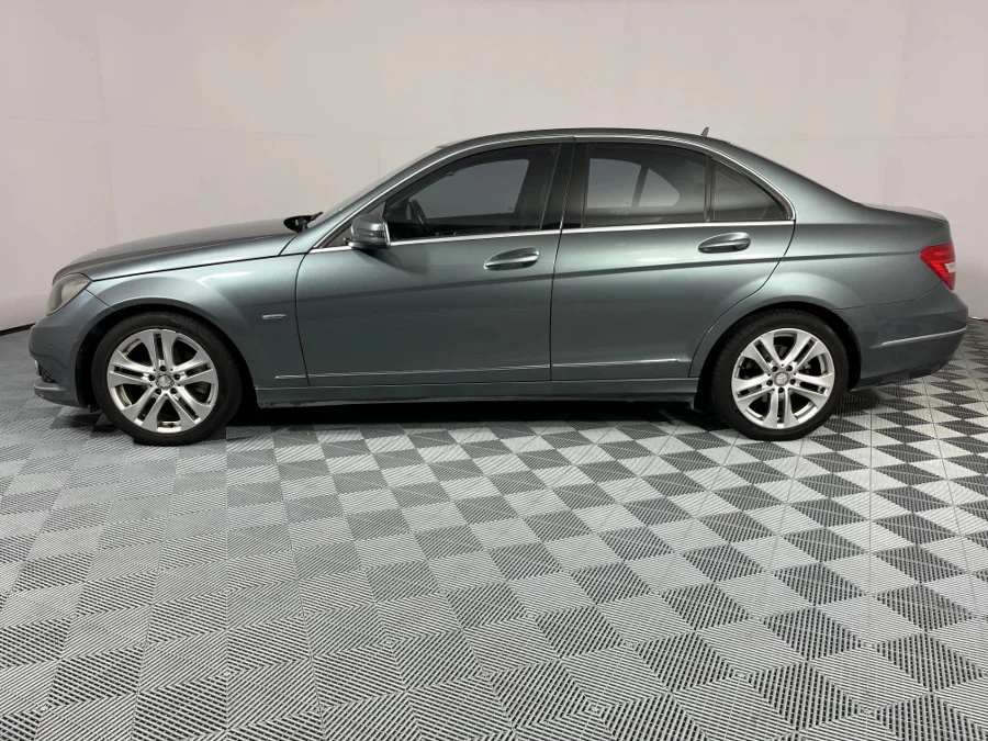 Used 2011 Mercedes-Benz C-Class C180 Avantgarde auto - WeBuyCars Brackenfell Cape Town Used 2011 Mercedes-Benz C-Class C180 Avantgarde auto - WeBuyCars Brackenfell Cape Town