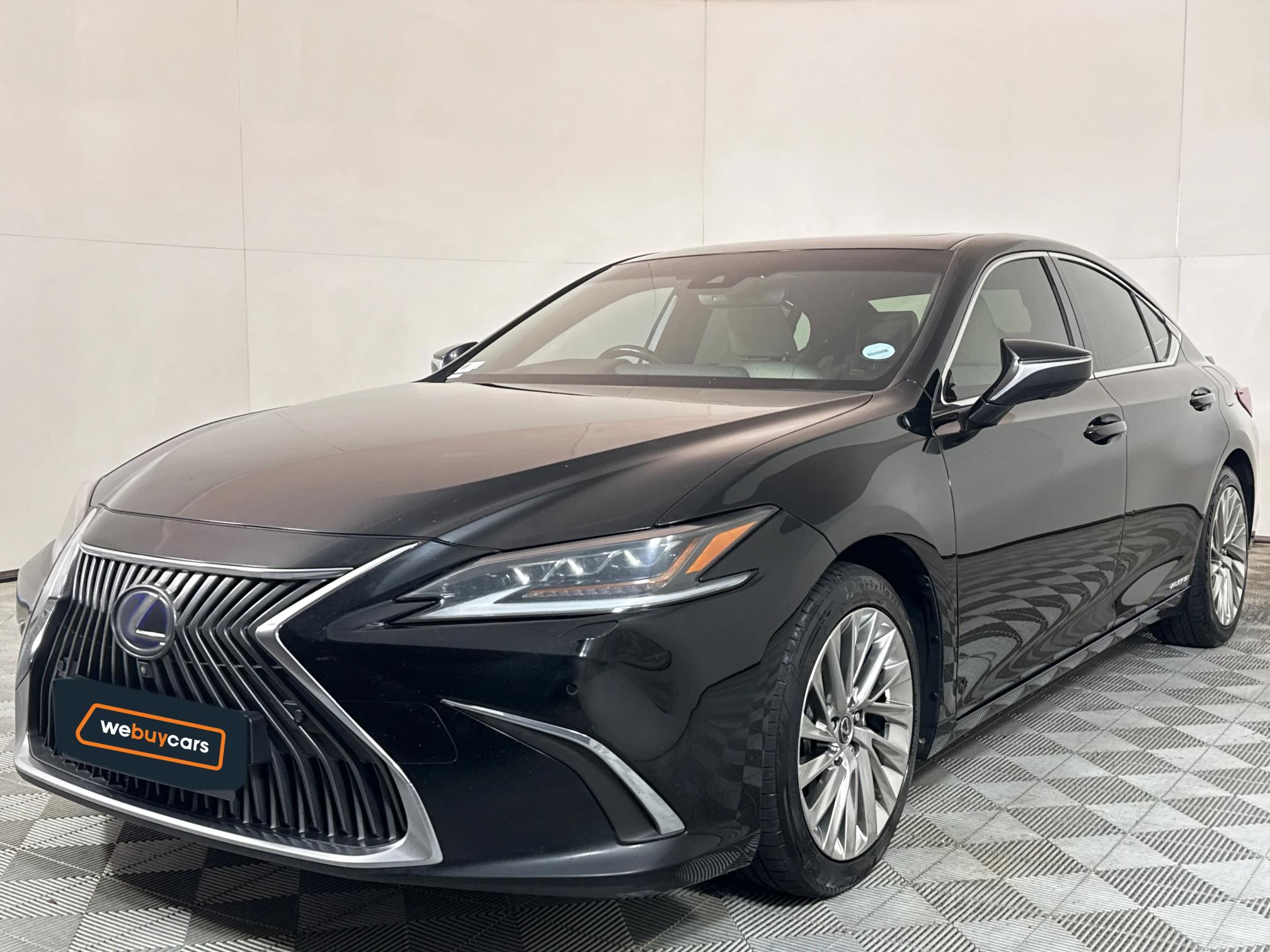 Used 2021 Lexus ES 300h EX