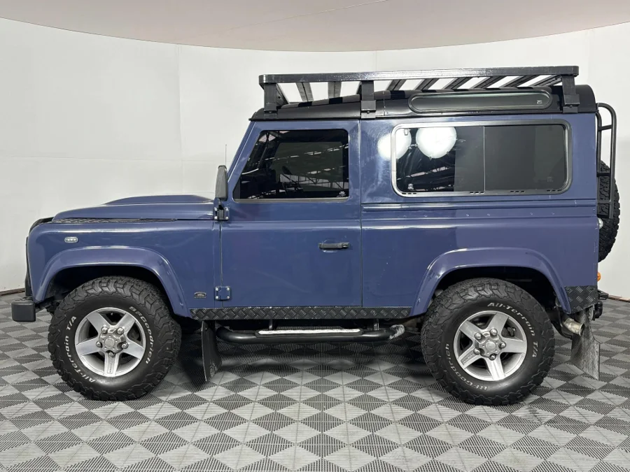 Used 2014 Land Rover Defender 90 TD station wagon S - WeBuyCars Richmond Used 2014 Land Rover Defender 90 TD station wagon S - WeBuyCars Richmond