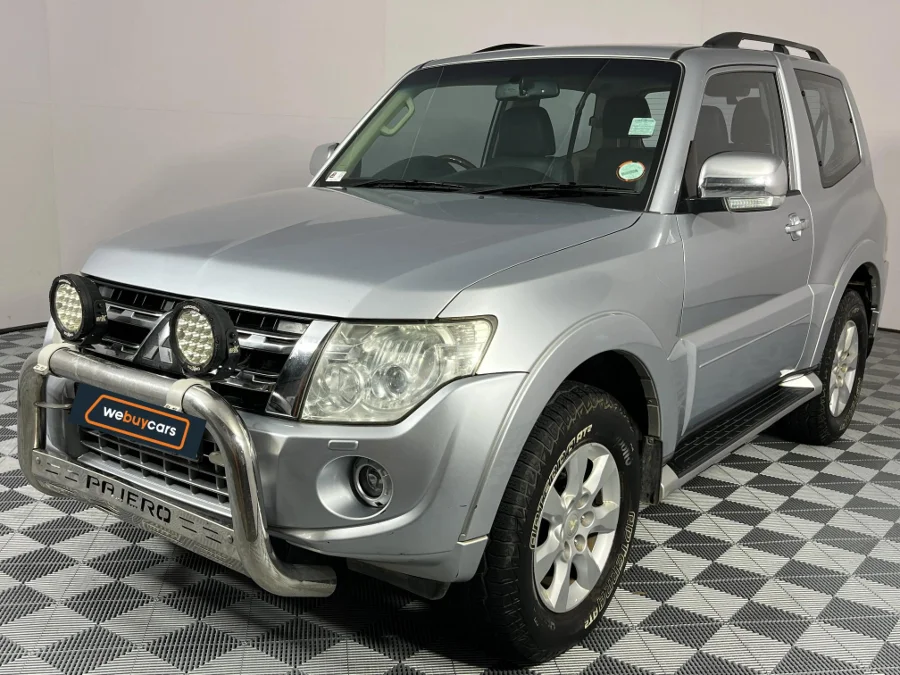 Used 2013 Mitsubishi Pajero 3-door 3.2DI-D GLS Pajero Legend Limited Edition 100 - WeBuyCars Brackenfell Cape Town Used 2013 Mitsubishi Pajero 3-door 3.2DI-D GLS Pajero Legend Limited Edition 100 - WeBuyCars Brackenfell Cape Town