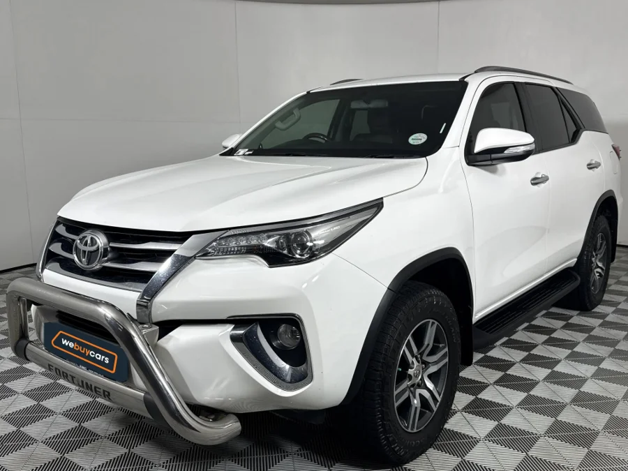 Used 2016 Toyota Fortuner 2.8GD-6 4x4 auto - WeBuyCars Riverhorse Used 2016 Toyota Fortuner 2.8GD-6 4x4 auto - WeBuyCars Riverhorse