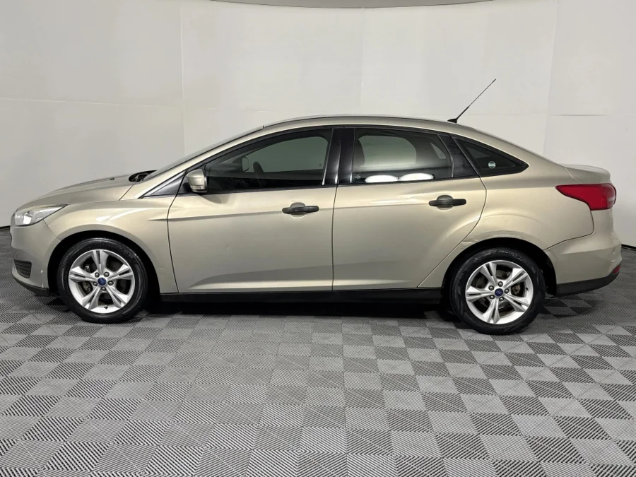 Used 2015 Ford Focus sedan 1.0T Ambiente - WeBuyCars Montana Used 2015 Ford Focus sedan 1.0T Ambiente - WeBuyCars Montana