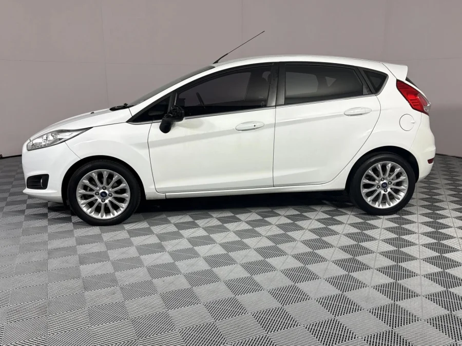 Used 2013 Ford Fiesta 5-door 1.0T Titanium - WeBuyCars Lansdowne Used 2013 Ford Fiesta 5-door 1.0T Titanium - WeBuyCars Lansdowne