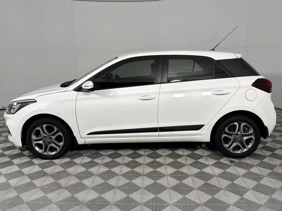 Used 2020 Hyundai i20 1.4 Fluid - WeBuyCars Richmond Used 2020 Hyundai i20 1.4 Fluid - WeBuyCars Richmond
