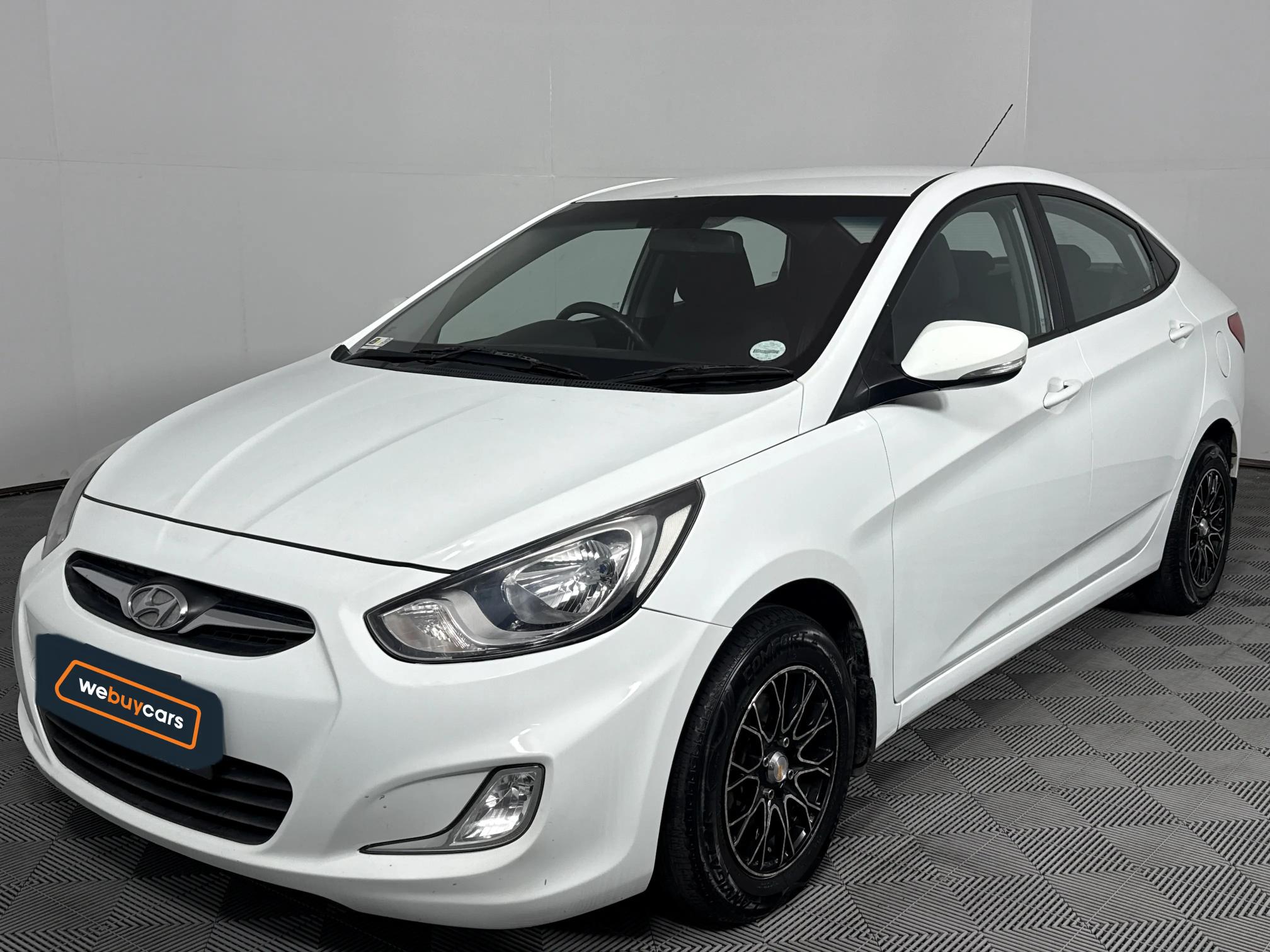 Used 2015 Hyundai Accent sedan 1.6 Fluid auto