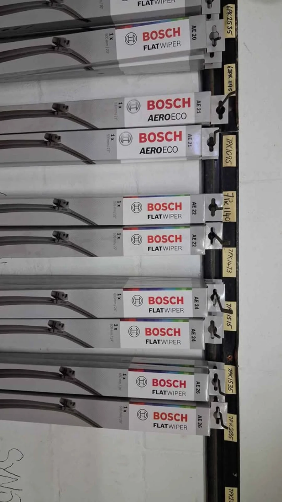 Flat Wiper blades - Smiths Motor Spares