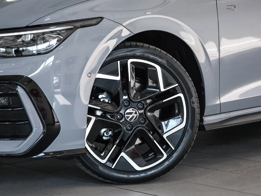 Used 2026 Volkswagen Golf 1.4TSI R-Line Plus - VW Bryanston Pre-Owned Used 2026 Volkswagen Golf 1.4TSI R-Line Plus - VW Bryanston Pre-Owned