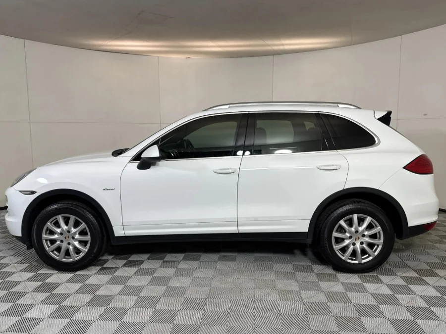 Used 2012 Porsche Cayenne diesel - WeBuyCars Midstream Used 2012 Porsche Cayenne diesel - WeBuyCars Midstream