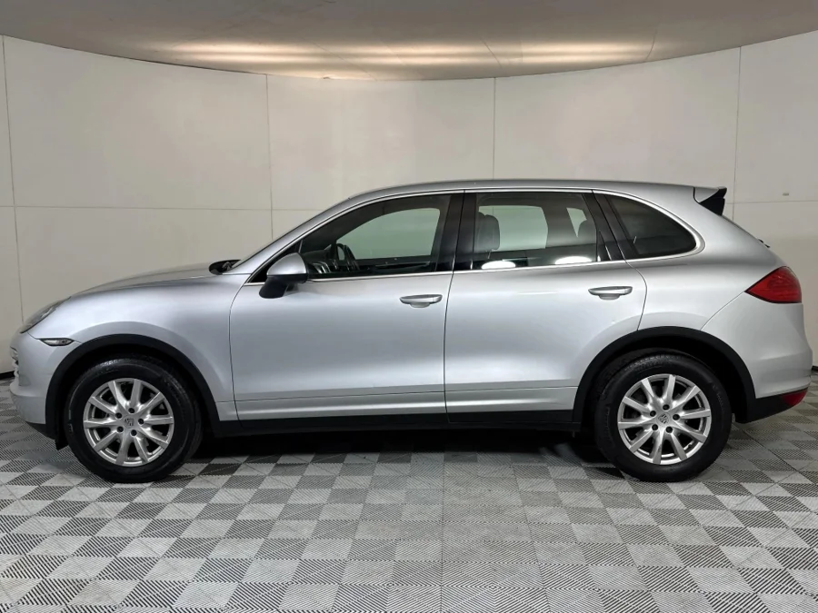 Used 2014 Porsche Cayenne diesel - WeBuyCars Midstream Used 2014 Porsche Cayenne diesel - WeBuyCars Midstream