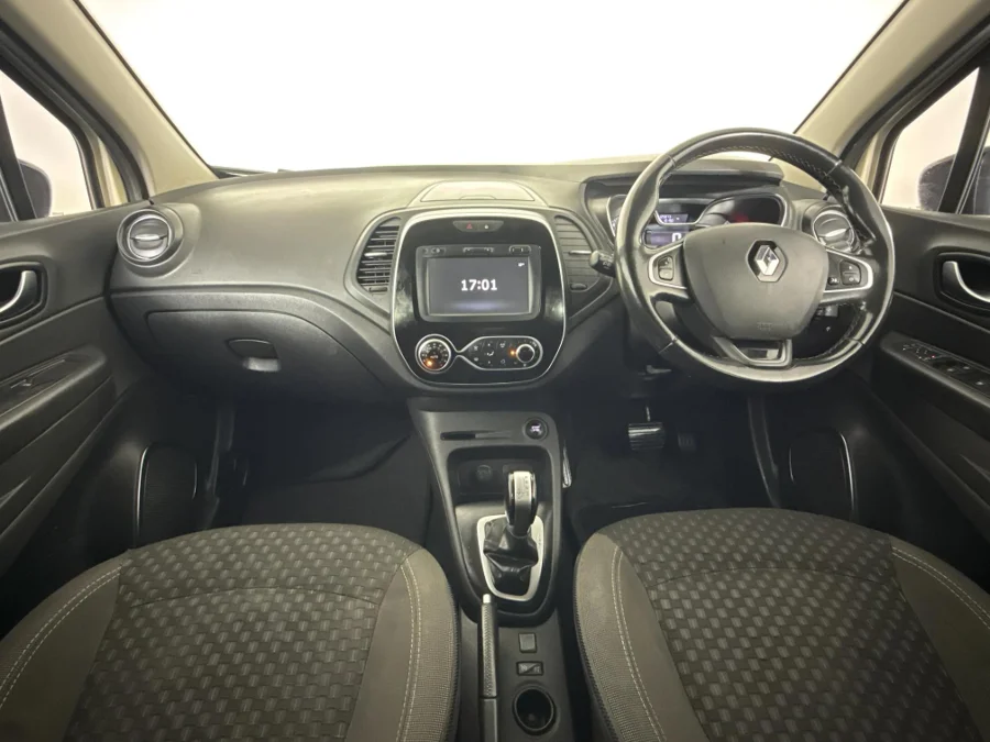 Used 2017 Renault Captur 88kW turbo Dynamique auto - WeBuyCars The Dome