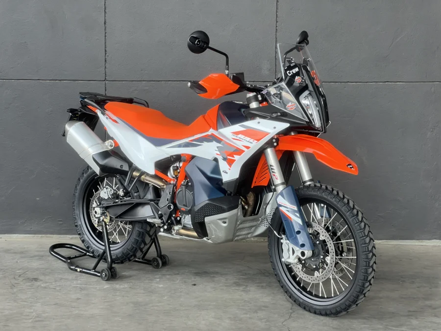 KTM 890 ADVENTURE - FAST KTM KTM 890 ADVENTURE - FAST KTM