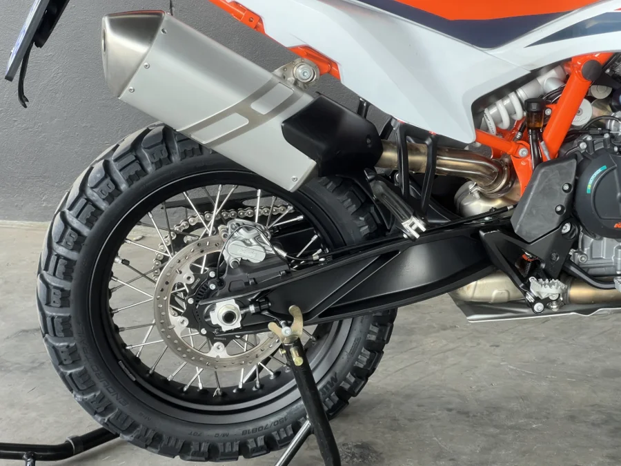 KTM 890 ADVENTURE - FAST KTM KTM 890 ADVENTURE - FAST KTM