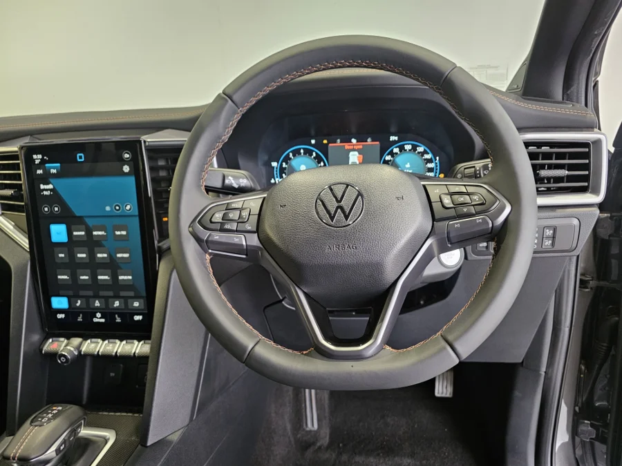 New 2026 Volkswagen Amarok 2.3TSI double cab PanAmericana 4Motion - VW Braamfontein New New 2026 Volkswagen Amarok 2.3TSI double cab PanAmericana 4Motion - VW Braamfontein New
