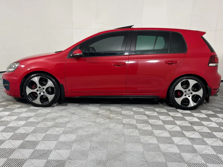 Used 2011 Volkswagen Golf GTI auto - WeBuyCars Pietermaritzburg Used 2011 Volkswagen Golf GTI auto - WeBuyCars Pietermaritzburg