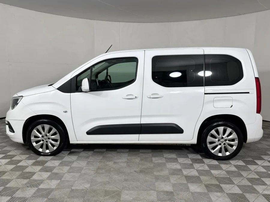 Used 2019 Opel Combo Life 1.6TD Enjoy - WeBuyCars George Used 2019 Opel Combo Life 1.6TD Enjoy - WeBuyCars George