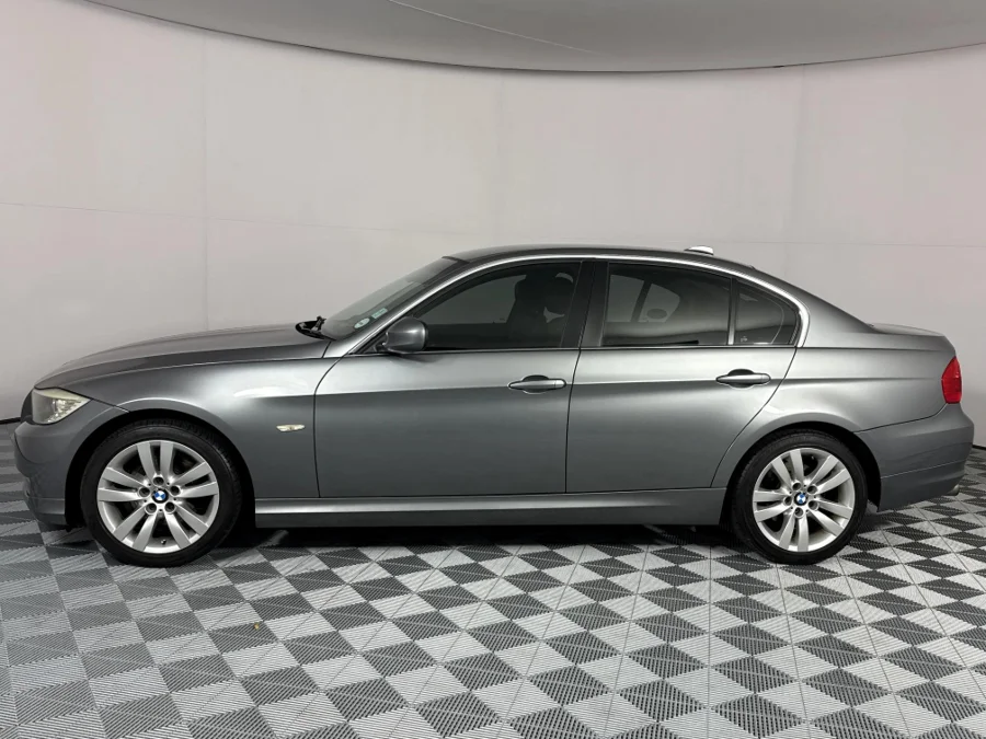 Used 2010 BMW 3 Series 323i auto - WeBuyCars Brackenfell Cape Town