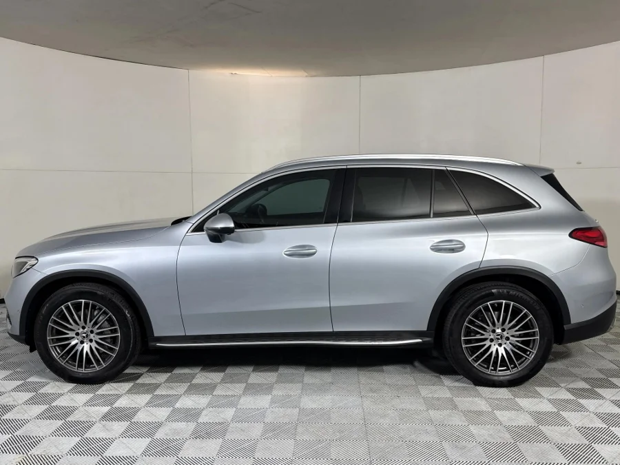 Used 2024 Mercedes-Benz GLC 300d 4Matic Avantgarde - WeBuyCars Midstream