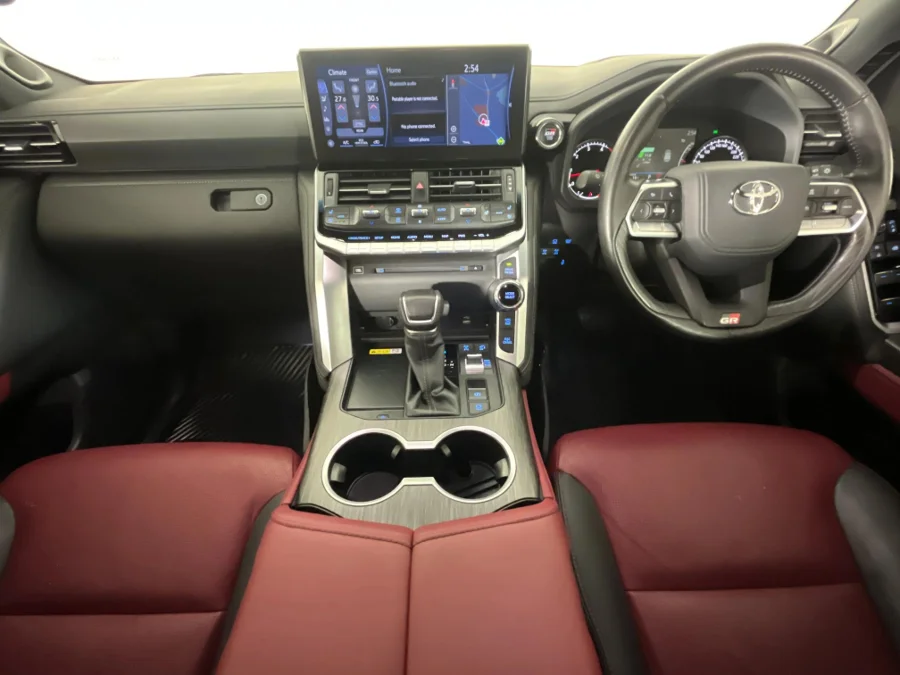 Used 2024 Toyota Land Cruiser 300 3.3D GR-Sport - WeBuyCars The Dome Used 2024 Toyota Land Cruiser 300 3.3D GR-Sport - WeBuyCars The Dome