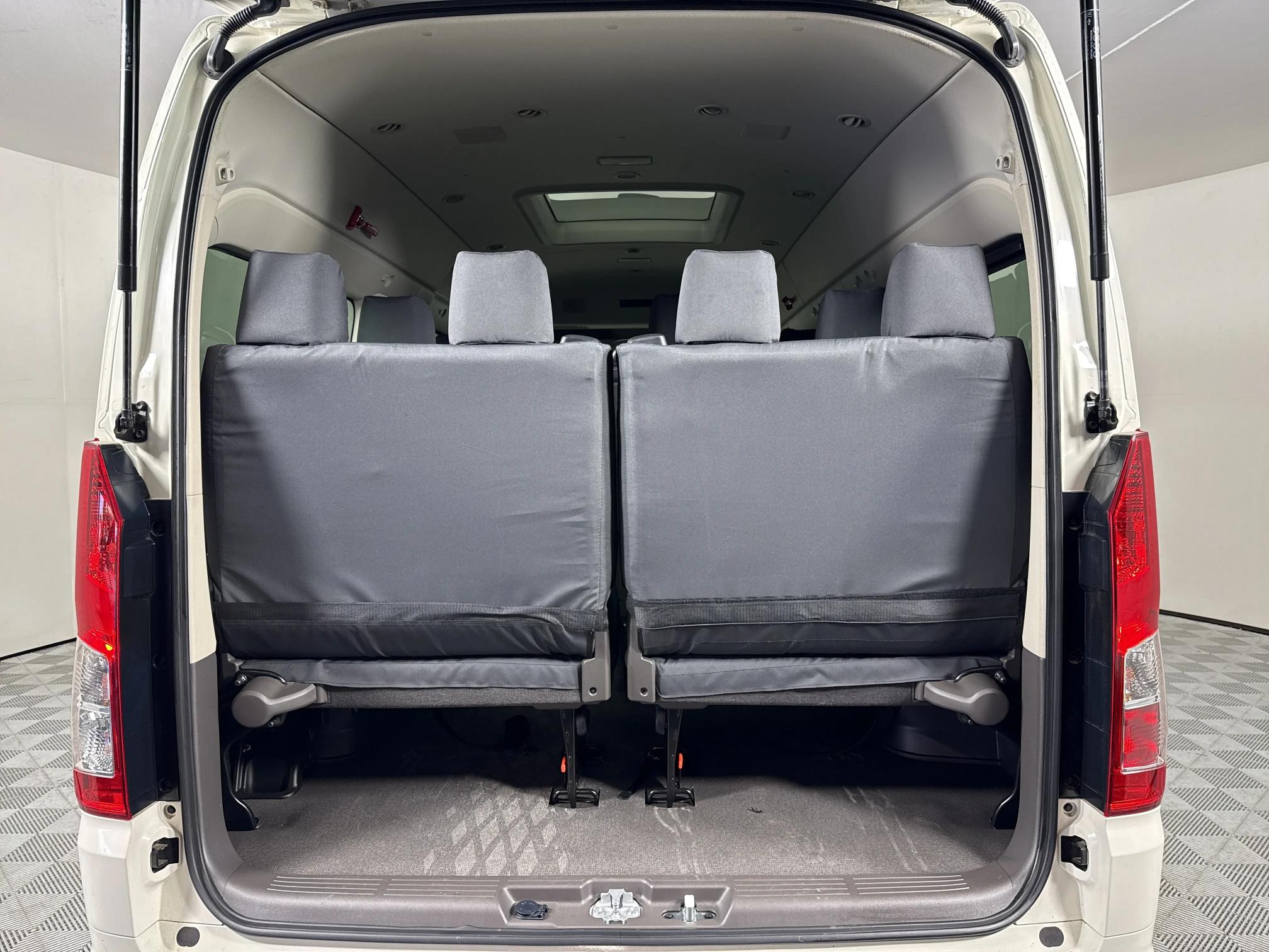 Used 2025 Toyota Quantum 2.8 SLWB bus 14-seater GL auto | Junk Mail ...