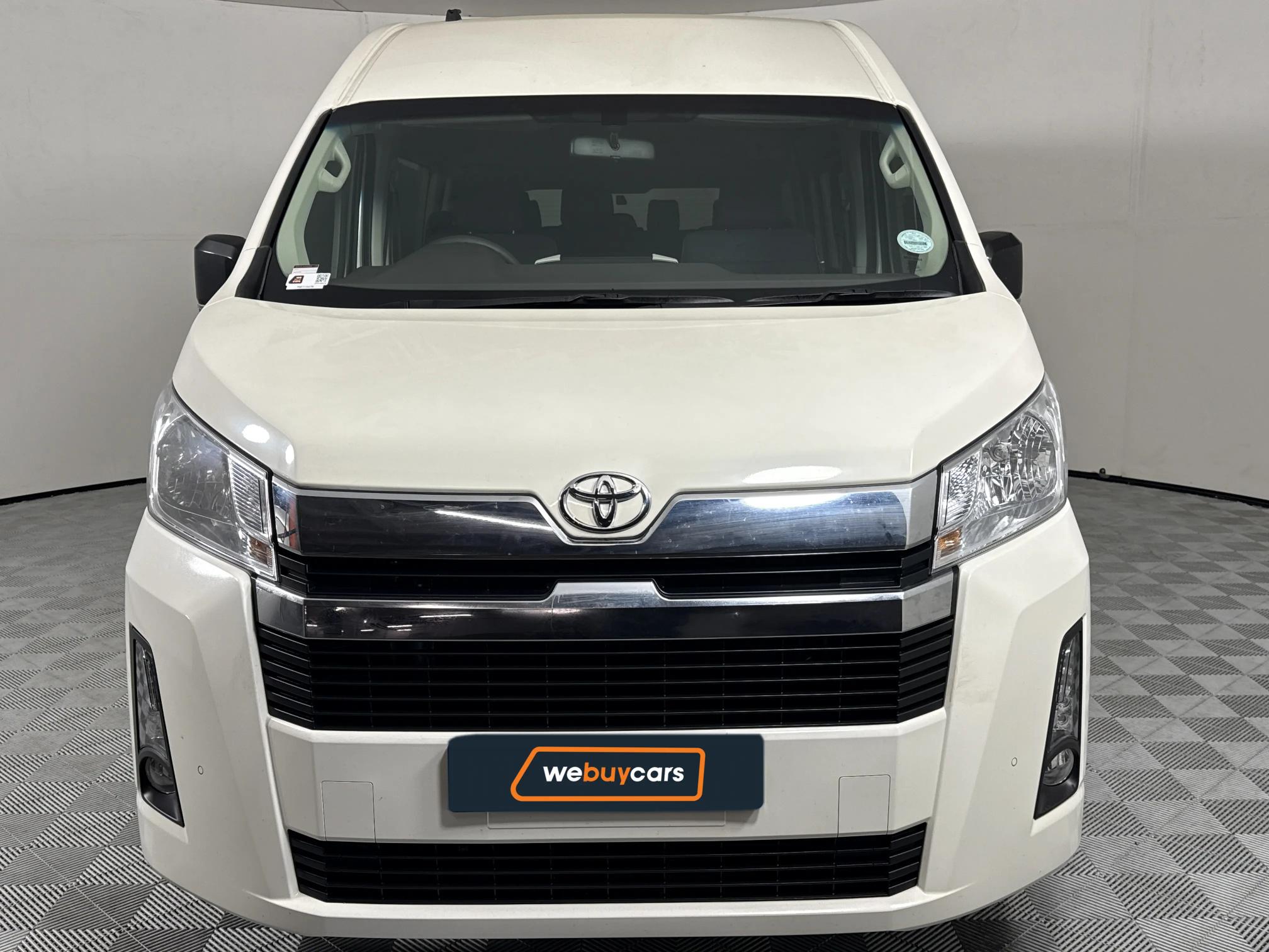 Used 2025 Toyota Quantum 2.8 SLWB bus 14-seater GL auto | Junk Mail ...
