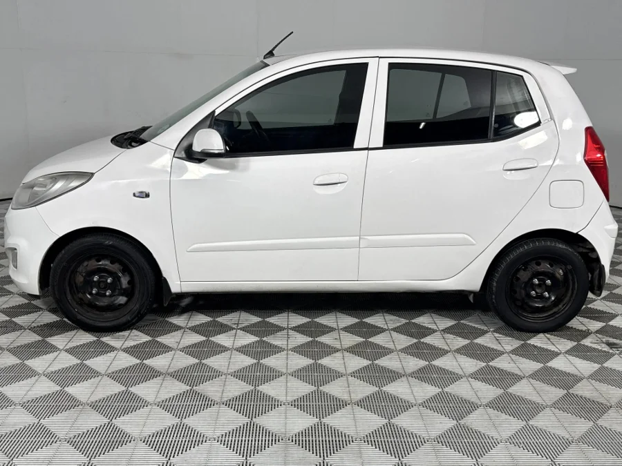 Used 2015 Hyundai i10 1.25 Fluid - WeBuyCars Richmond