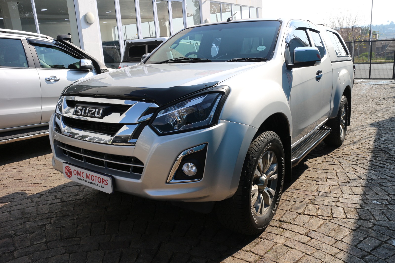 Used 2015 Isuzu KB 300D-Teq Extended cab LX auto