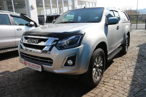 Used 2015 Isuzu KB 300D-Teq Extended cab LX auto Used 2015 Isuzu KB 300D-Teq Extended cab LX auto