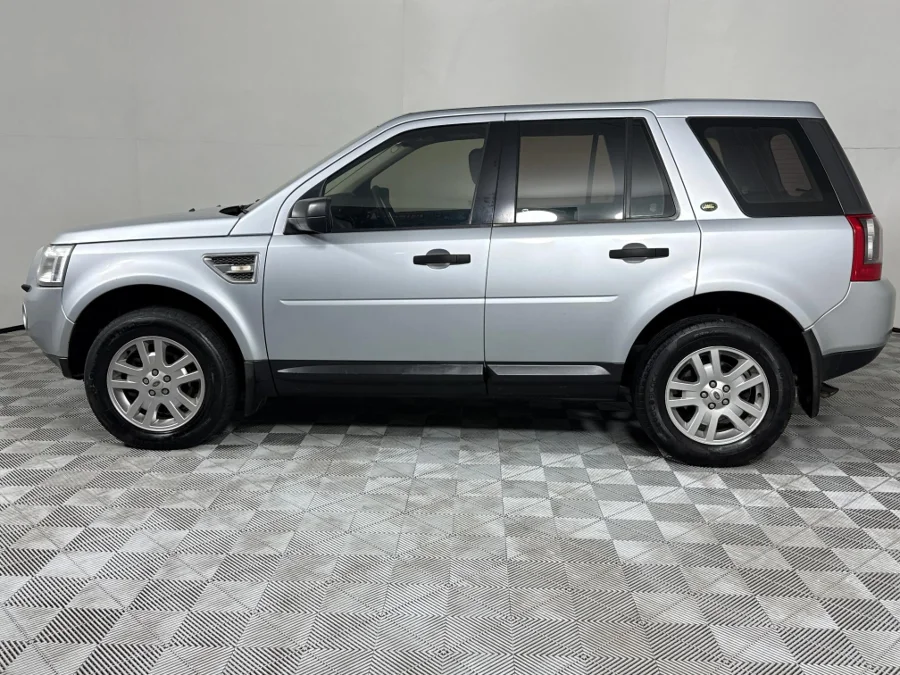 Used 2011 Land Rover Freelander 2 S TD4 Commandshift - WeBuyCars Vereeniging Used 2011 Land Rover Freelander 2 S TD4 Commandshift - WeBuyCars Vereeniging