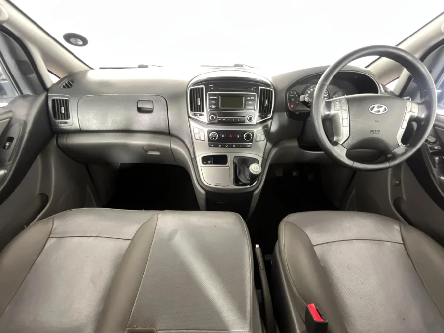 Used 2016 Hyundai H-1 2.4 bus Executive - WeBuyCars Mbombela Used 2016 Hyundai H-1 2.4 bus Executive - WeBuyCars Mbombela