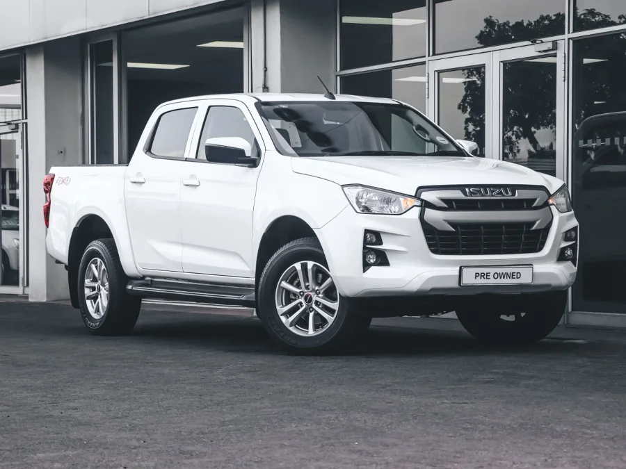 Used 2023 Isuzu D-Max 1.9TD double cab LS 4x4 auto - Isuzu Richards Bay Used 2023 Isuzu D-Max 1.9TD double cab LS 4x4 auto - Isuzu Richards Bay