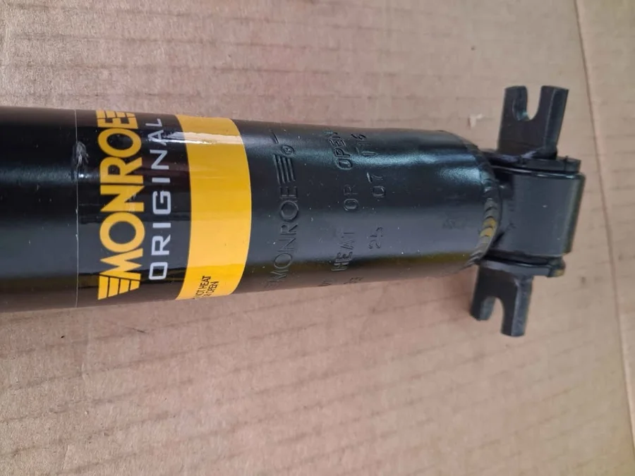 Mitsubishi Colt 4x2 front shock absorber - Smiths Motor Spares Mitsubishi Colt 4x2 front shock absorber - Smiths Motor Spares