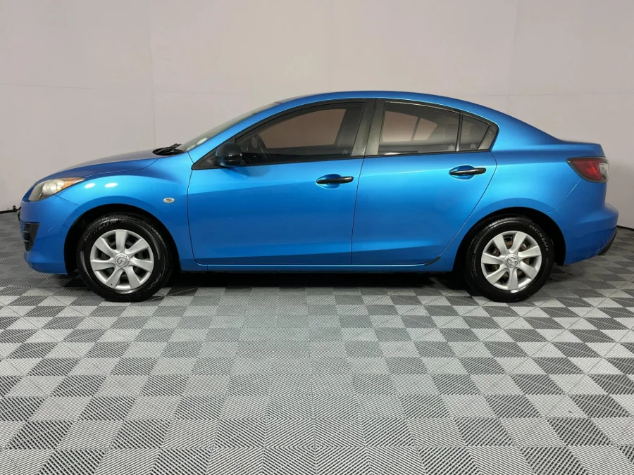 Used 2011 Mazda Mazda3 sedan 1.6 Original - WeBuyCars The Dome Used 2011 Mazda Mazda3 sedan 1.6 Original - WeBuyCars The Dome
