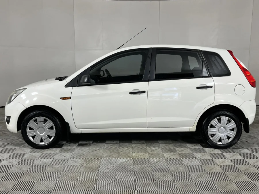 Used 2012 Ford Figo 1.4 Ambiente - WeBuyCars The Dome Used 2012 Ford Figo 1.4 Ambiente - WeBuyCars The Dome