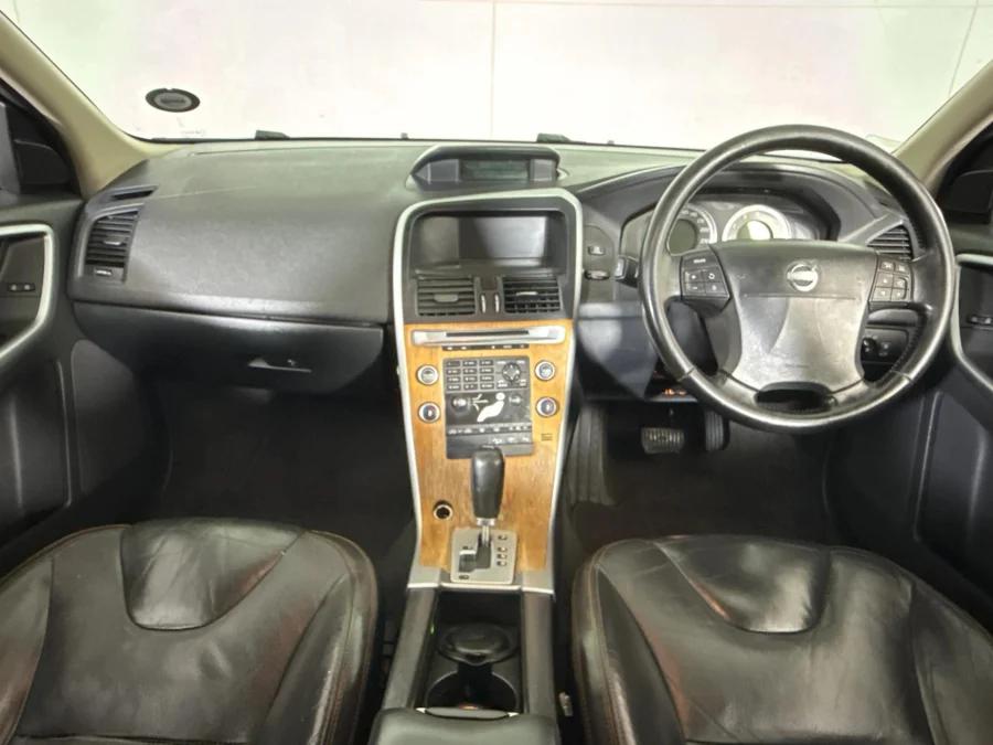 Used 2009 Volvo XC60 3.0T - WeBuyCars Midstream Used 2009 Volvo XC60 3.0T - WeBuyCars Midstream