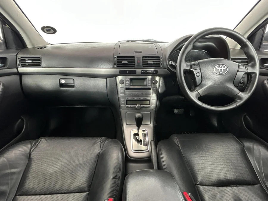 Used 2006 Toyota Avensis 2.0 Advanced auto - WeBuyCars Richmond