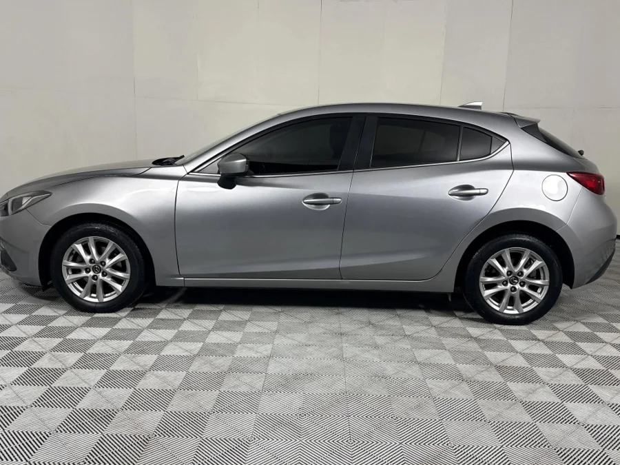 Used 2016 Mazda Mazda3 hatch 1.6 Dynamic - WeBuyCars Pietermaritzburg Used 2016 Mazda Mazda3 hatch 1.6 Dynamic - WeBuyCars Pietermaritzburg