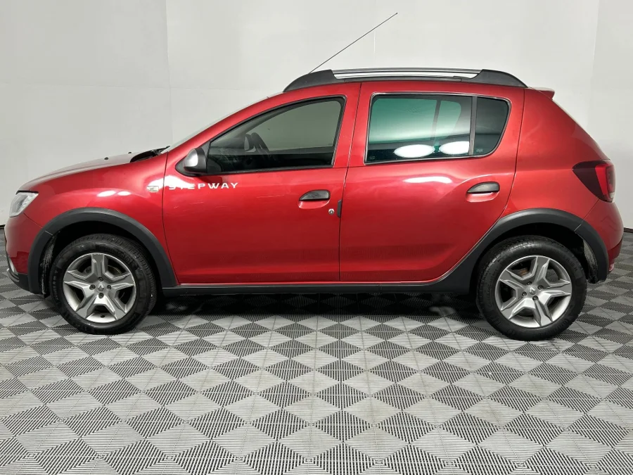 Used 2019 Renault Sandero 66kW turbo Stepway Expression - WeBuyCars Lansdowne Used 2019 Renault Sandero 66kW turbo Stepway Expression - WeBuyCars Lansdowne