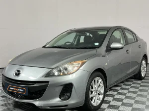 Used 2013 Mazda Mazda3 sedan 1.6 Dynamic