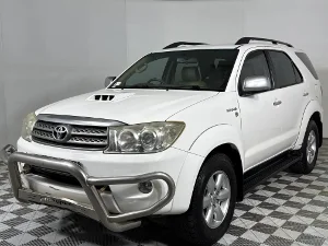 Used 2010 Toyota Fortuner 3.0D-4D 4x4 Used 2010 Toyota Fortuner 3.0D-4D 4x4