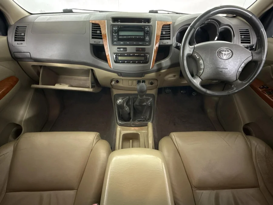Used 2010 Toyota Fortuner 3.0D-4D 4x4 - WeBuyCars Silverlakes Used 2010 Toyota Fortuner 3.0D-4D 4x4 - WeBuyCars Silverlakes
