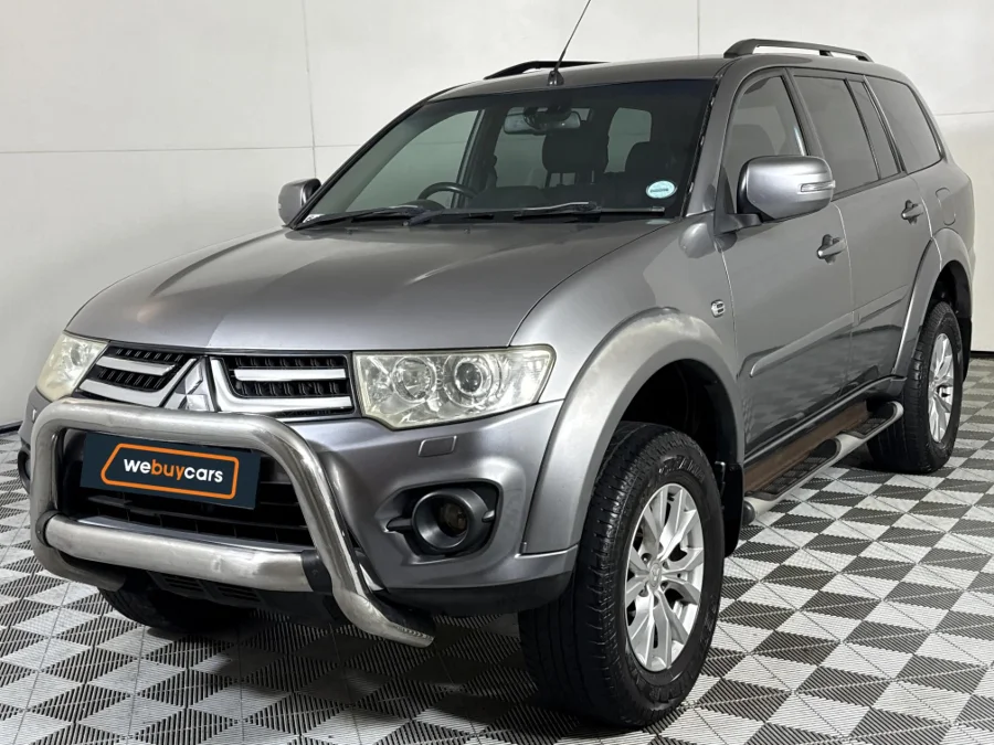 Used 2014 Mitsubishi Pajero Sport 2.5DI-D auto - WeBuyCars Midstream Used 2014 Mitsubishi Pajero Sport 2.5DI-D auto - WeBuyCars Midstream