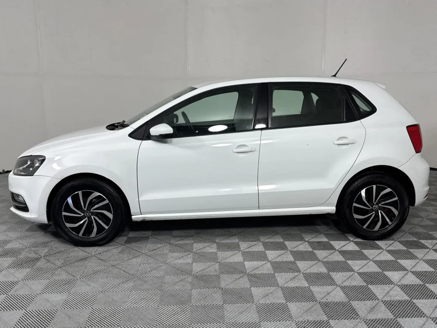 Used 2015 Volkswagen Polo hatch 1.2TSI beats - WeBuyCars The Dome Used 2015 Volkswagen Polo hatch 1.2TSI beats - WeBuyCars The Dome