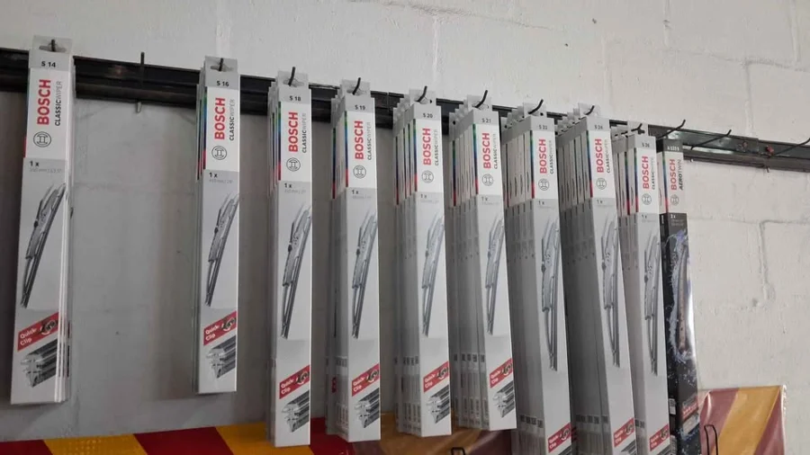 Classic Metal Wiper Blades available - Smiths Motor Spares Classic Metal Wiper Blades available - Smiths Motor Spares